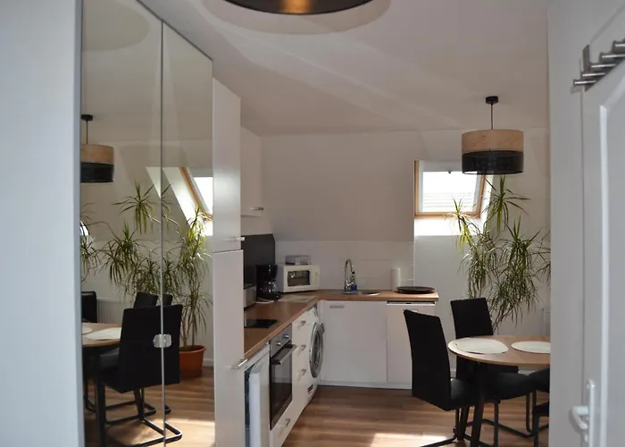 - Aurora Nad Morzem W Dziwnowku